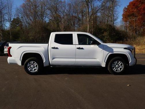 2024 Toyota Tundra SR