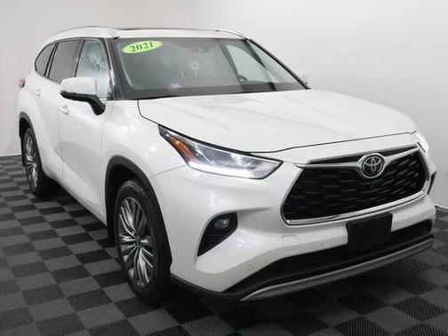 Blizzard Pearl 2021 Toyota Highlander Platinum