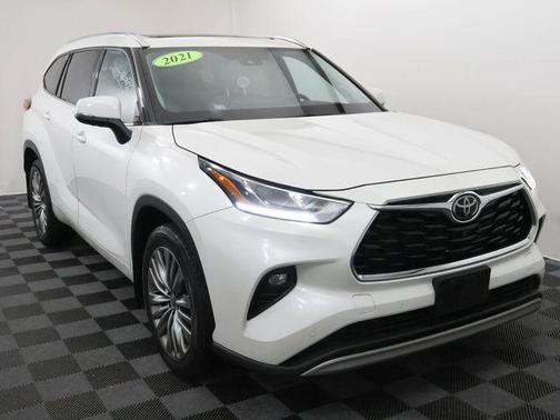 Blizzard Pearl 2021 Toyota Highlander Platinum