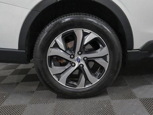 2020 Subaru Outback Touring