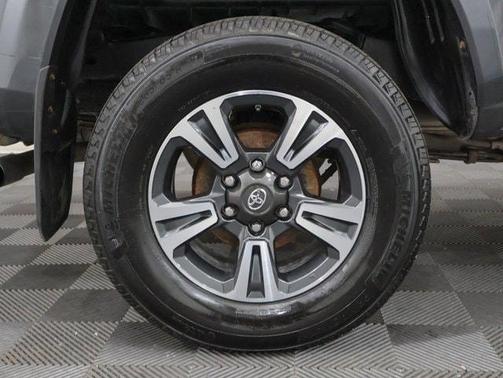 2017 Toyota Tacoma TRD Sport