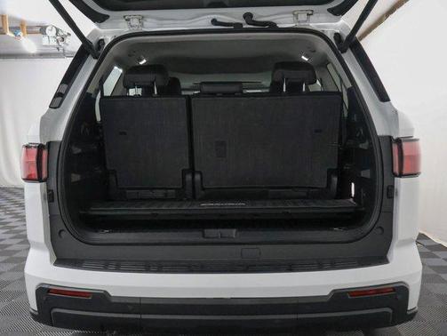 2024 Toyota Sequoia SR5