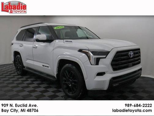 2024 Toyota Sequoia SR5