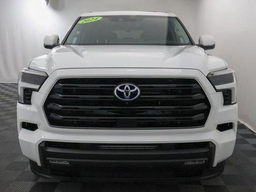 2024 Toyota Sequoia SR5