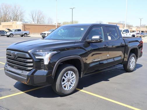 Midnight Black Metallic 2026 Toyota Tundra SR5