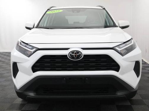 Ice 2025 Toyota RAV4 XLE