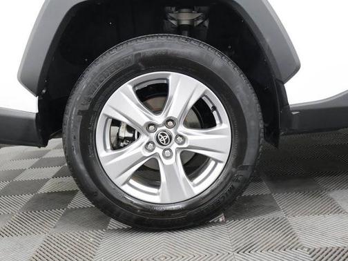 Ice 2025 Toyota RAV4 XLE