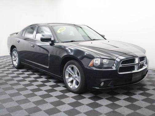 Pitch Black 2012 Dodge Charger SXT