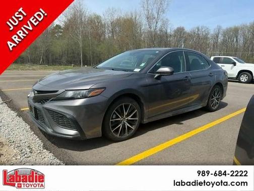 Predawn Gray Mica 2021 Toyota Camry SE
