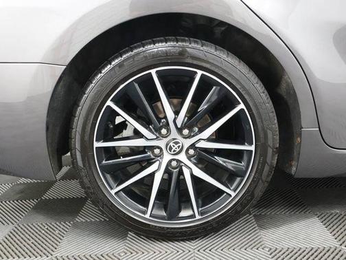 Predawn Gray Mica 2021 Toyota Camry SE