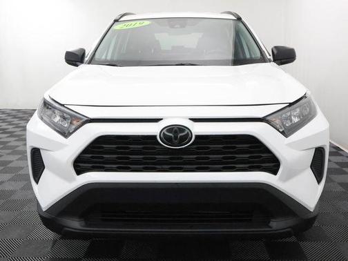Super White 2019 Toyota RAV4 LE
