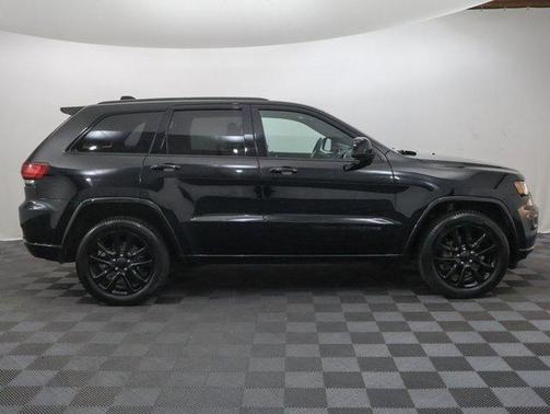 2018 Jeep Grand Cherokee Laredo