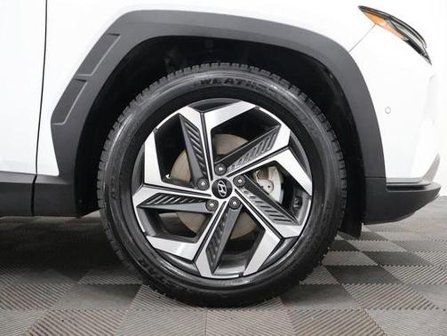 White Pearl 2024 Hyundai TUCSON Limited