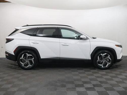 White Pearl 2024 Hyundai TUCSON Limited