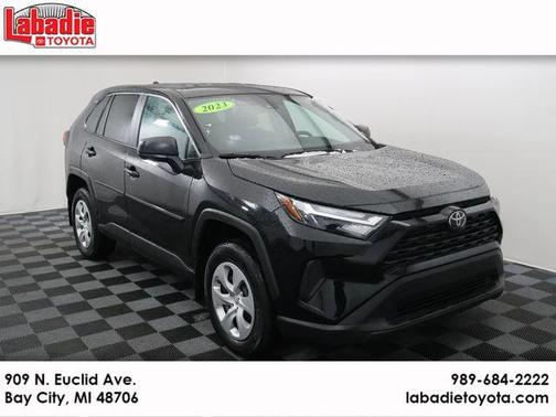 2023 Toyota RAV4 LE