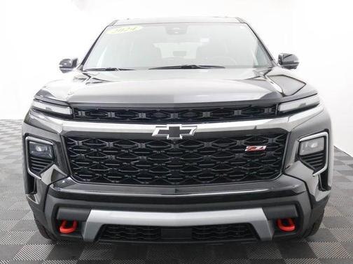 Mosaic Black 2024 Chevrolet Traverse Z71