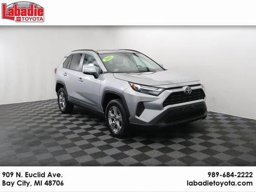 Silver Sky 2025 Toyota RAV4 XLE