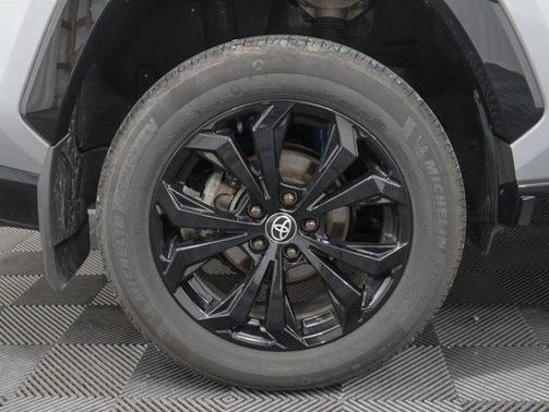 2024 Toyota RAV4 Hybrid XSE