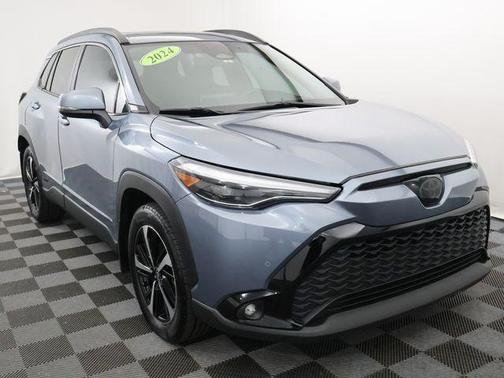 CELESTITE 2024 Toyota Corolla Cross Hybrid XSE