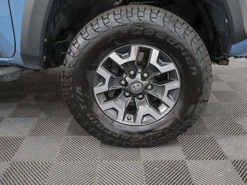 2019 Toyota Tacoma TRD Sport