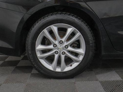 2017 Chevrolet Malibu 1LT