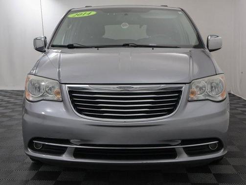 2014 Chrysler Town & Country Touring-L
