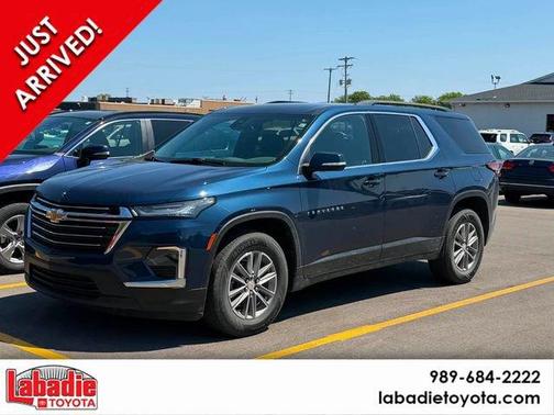 Blue 2022 Chevrolet Traverse LT Cloth
