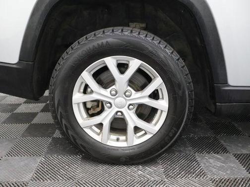 Silver Zynith 2023 Jeep Grand Cherokee L Limited