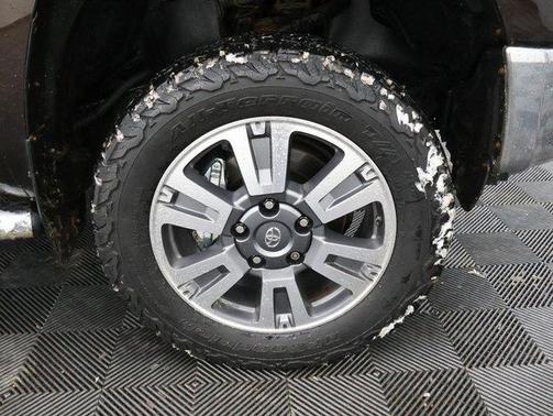 2020 Toyota Tundra Platinum