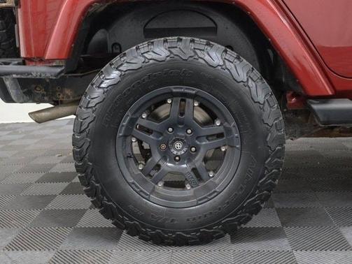2011 Jeep Wrangler Unlimited Sahara