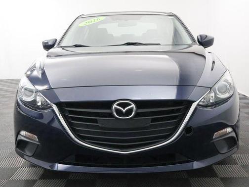 2016 Mazda Mazda3 i Sport