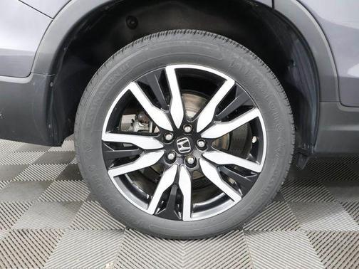 Gray 2021 Honda Pilot Touring 7-Passenger