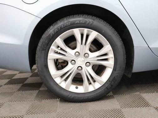 Silver Topaz 2015 Chevrolet Impala 1LT