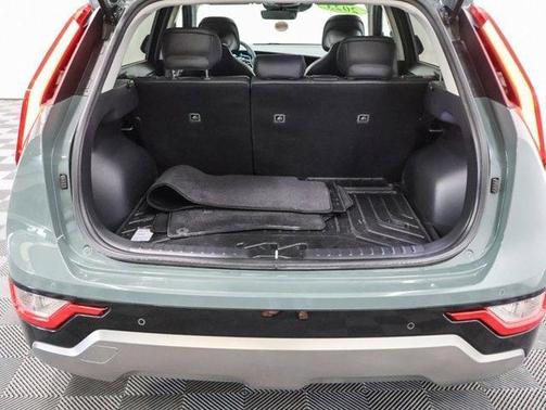 2023 Kia Niro EX Touring