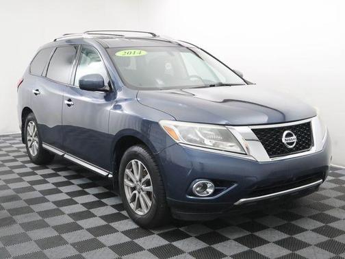 Arctic Blue Metallic 2014 Nissan Pathfinder SV