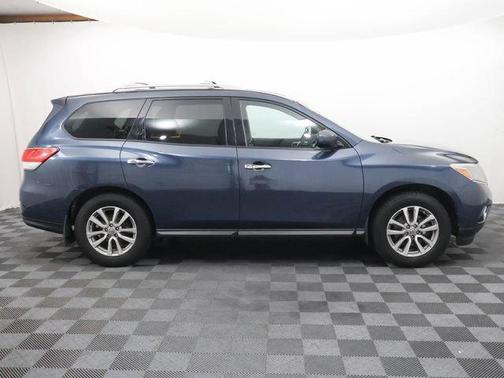 Arctic Blue Metallic 2014 Nissan Pathfinder SV