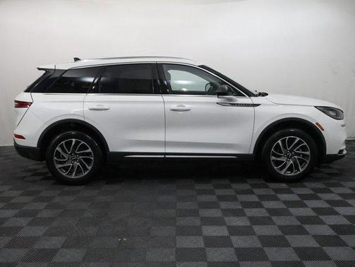 2020 Lincoln Corsair Standard