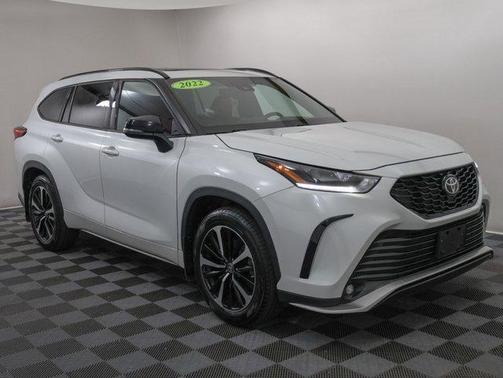 2022 Toyota Highlander XSE