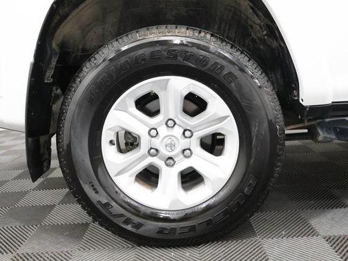 Ice 2024 Toyota 4Runner SR5 Premium