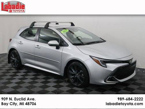 2025 Toyota Corolla Hatchback XSE