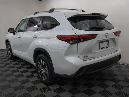 2023 Toyota Highlander 