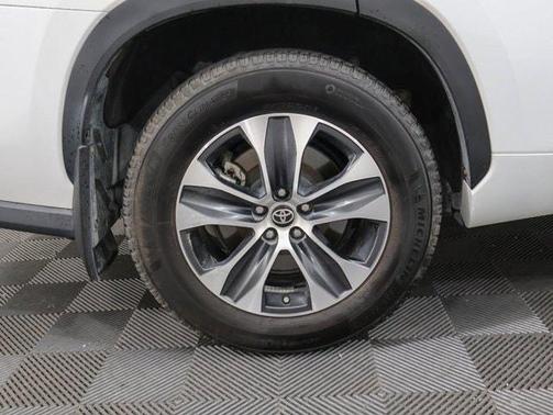 2023 Toyota Highlander 