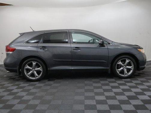 2014 Toyota Venza LE