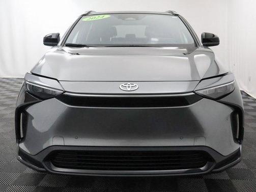 2024 Toyota bZ4X 
