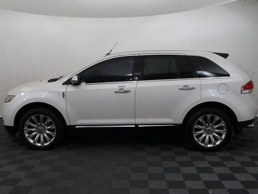 2015 Lincoln MKX Base