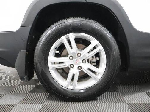 Summit White 2021 GMC Terrain SLE