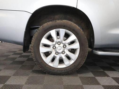 Silver Sky 2016 Toyota Sequoia Platinum