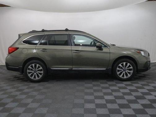 2019 Subaru Outback 2.5i Touring