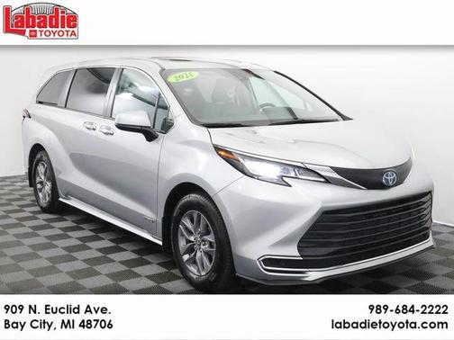 2021 Toyota Sienna XSE