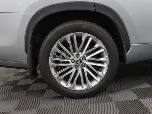 2023 Toyota Highlander Hybrid Limited
